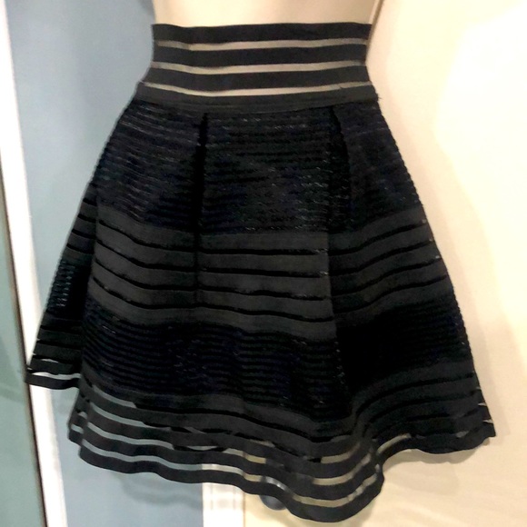 ANGL Black Pleated Mini Skirt Stripes All Around - Picture 10 of 12
